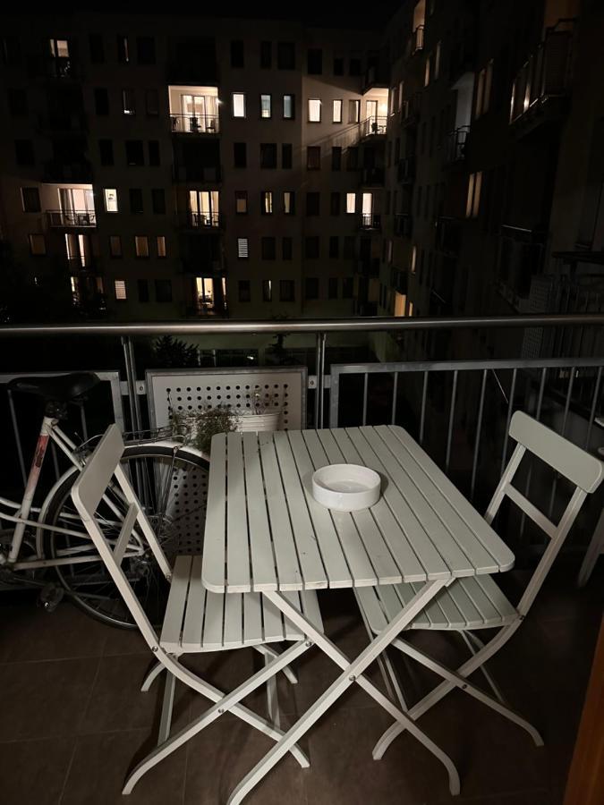 Central Apartment With Balcony Budapest Exterior photo