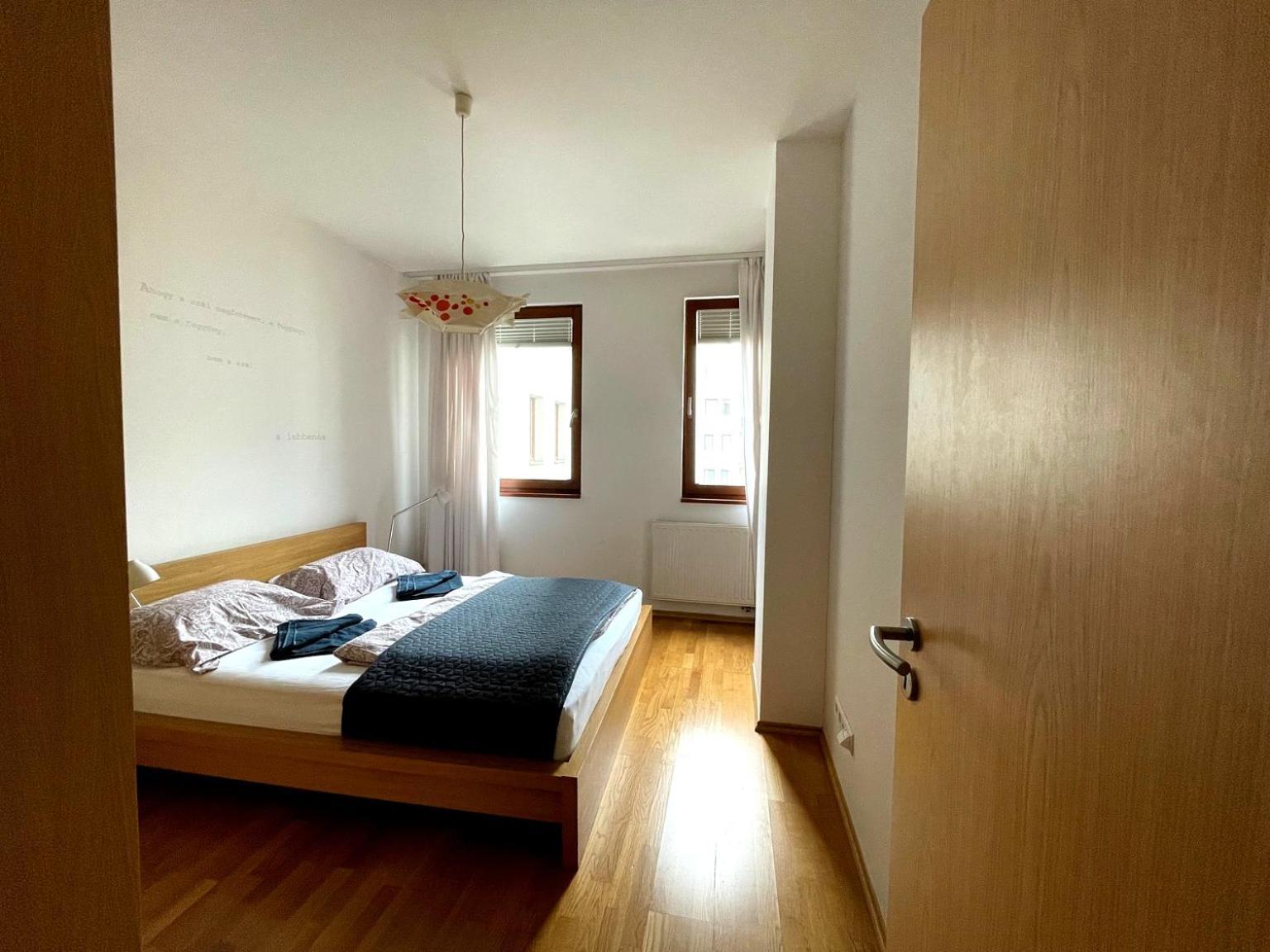 Central Apartment With Balcony Budapest Exterior photo